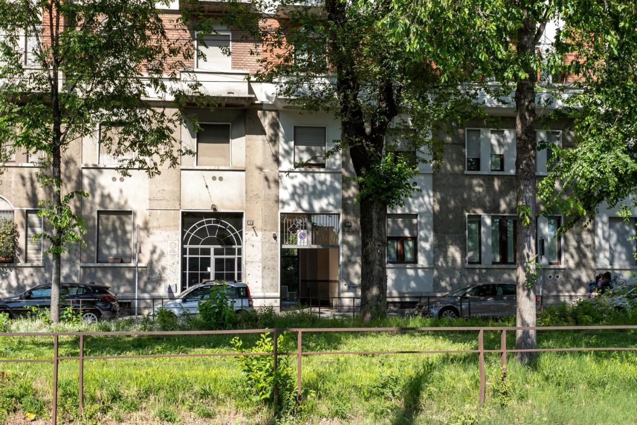 Luna Homes - Bilocale In Mac Mahon Milánó Kültér fotó